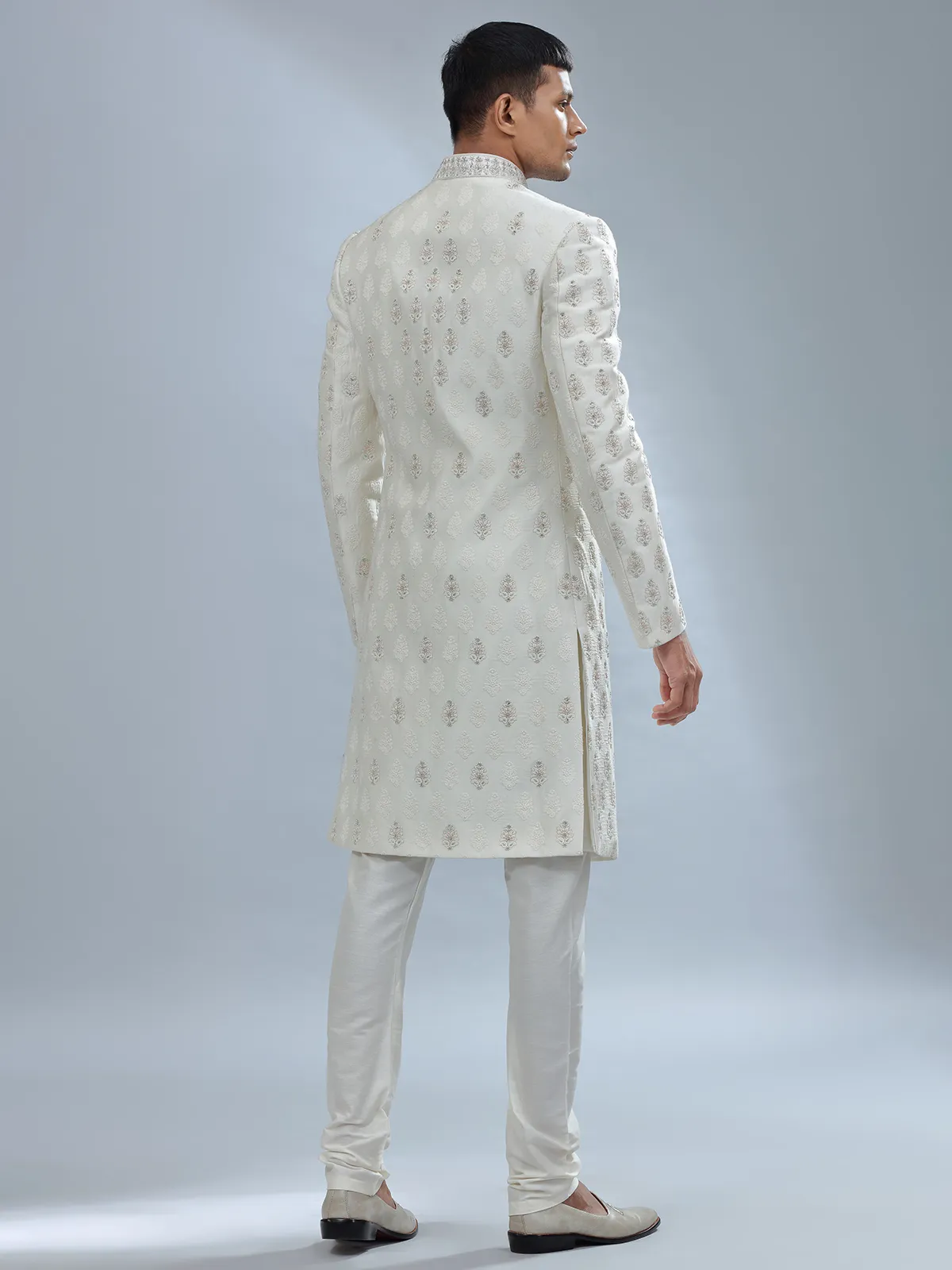 Minimalistic off white raw silk sherwani