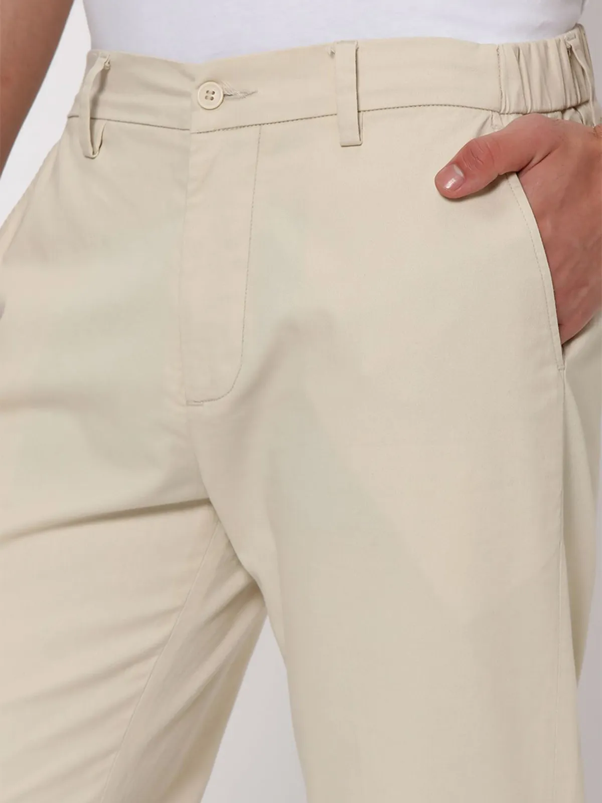 Mufti cream solid super slim fit trouser