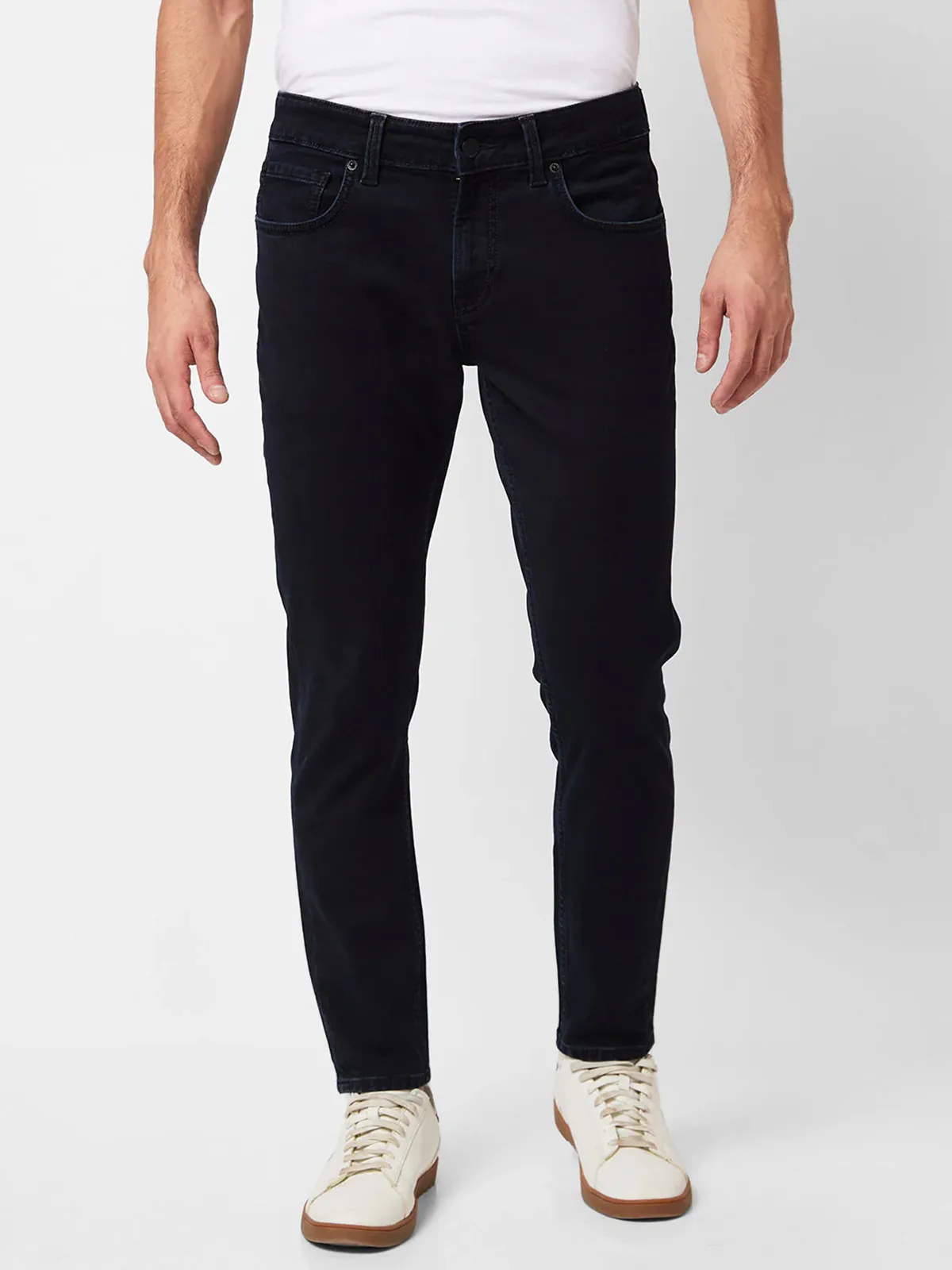 SPYKAR black solid slim fit jeans