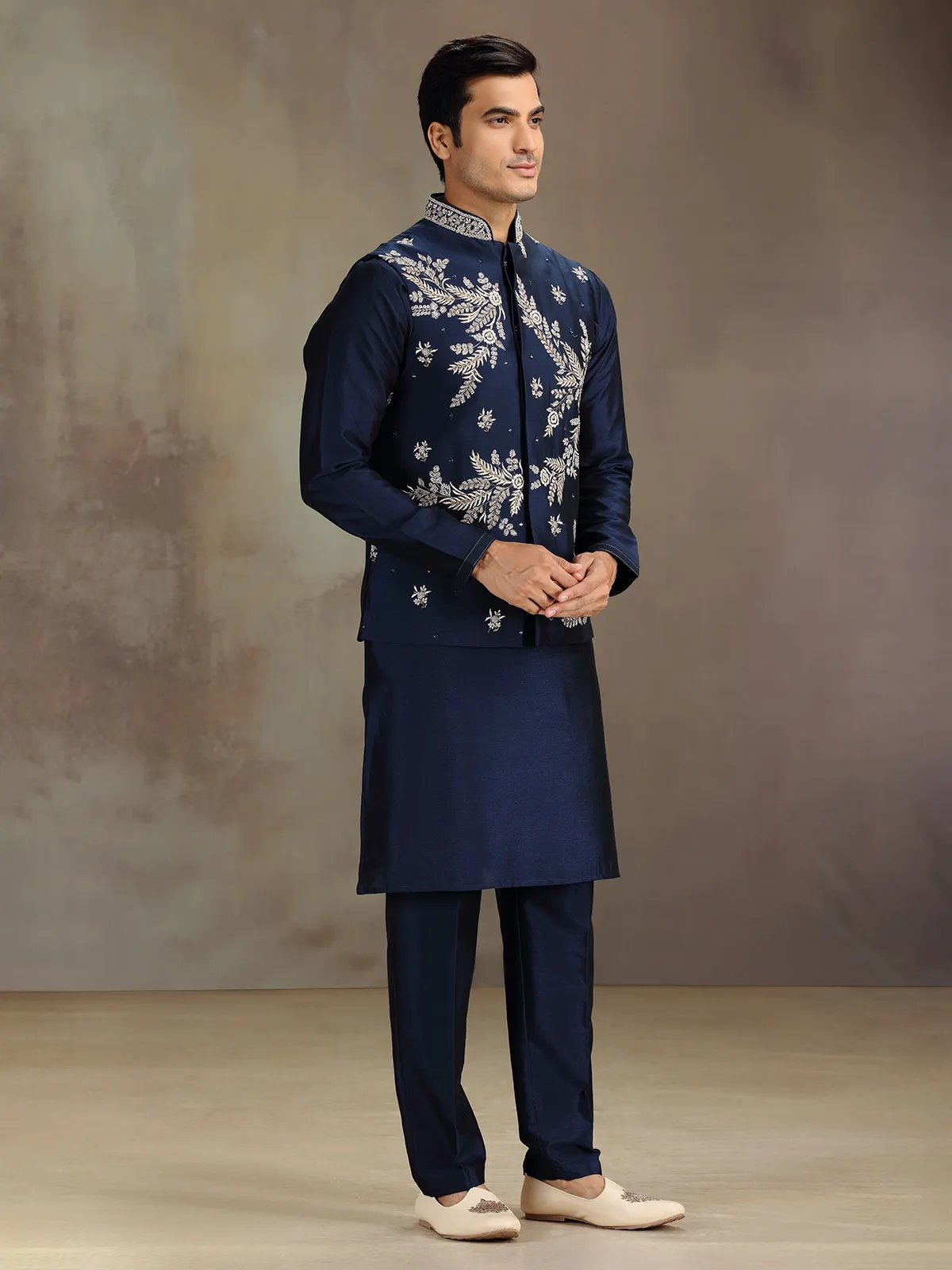 Navy silk waistcoat set with embroidery and sequins