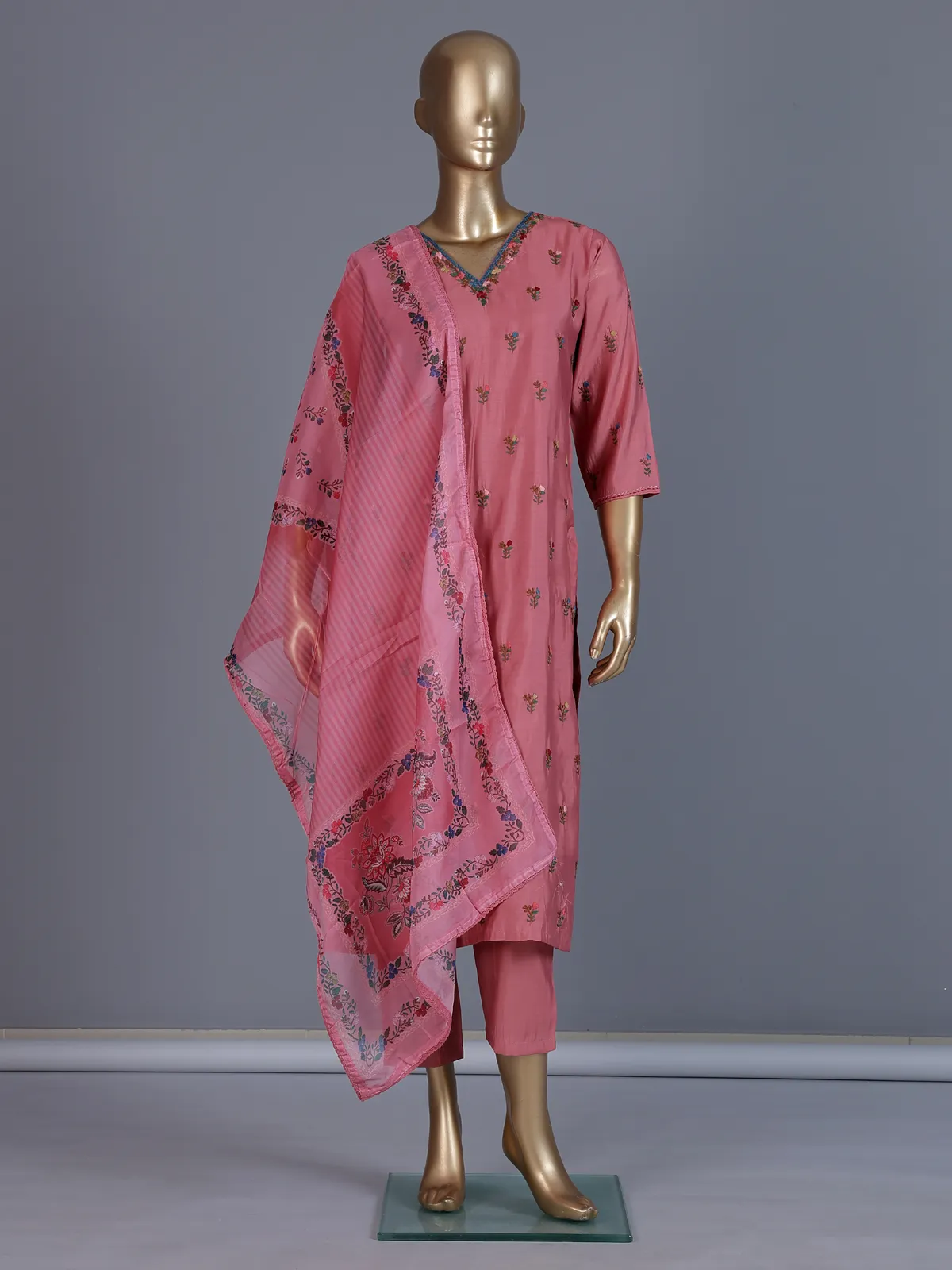 Pink silk thread work festive kurti set