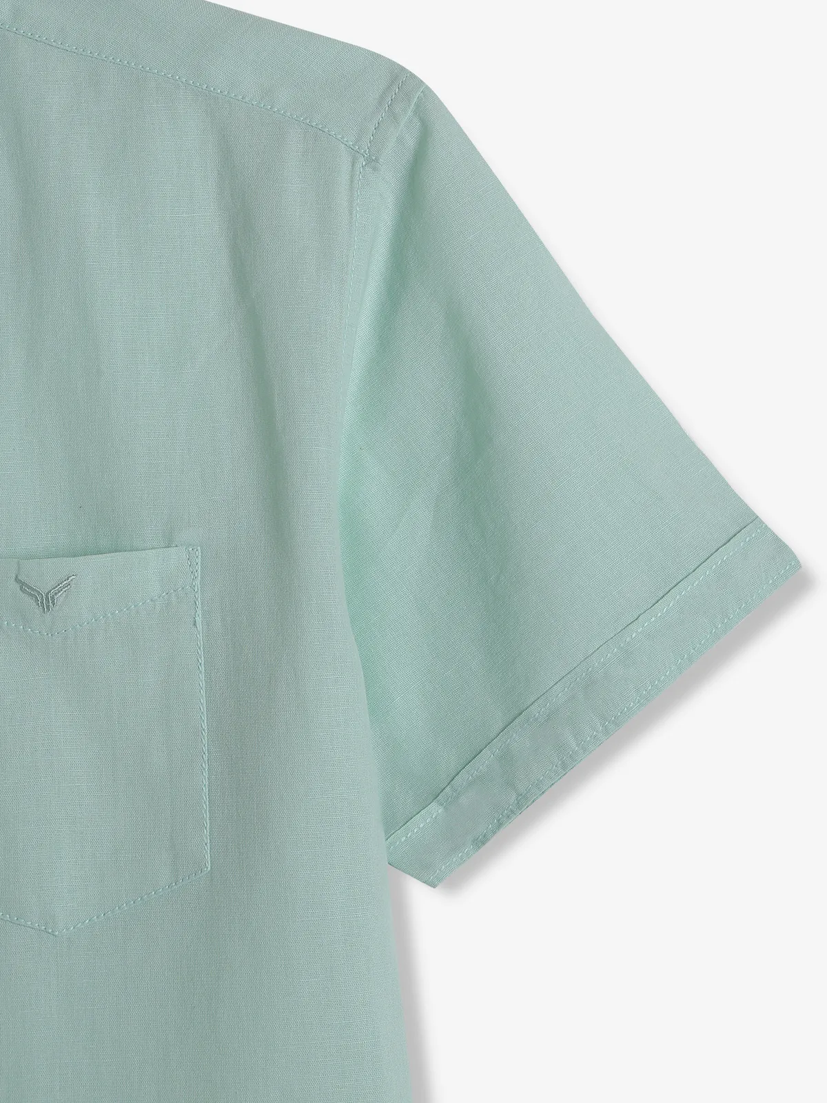 PIONEER mint green linen shirt