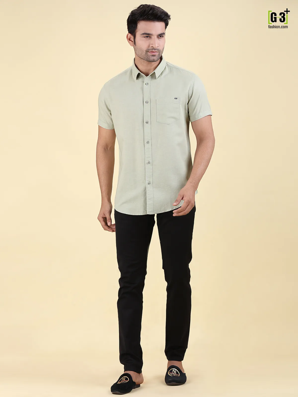Pioneer pista green patch pocket solid shirt