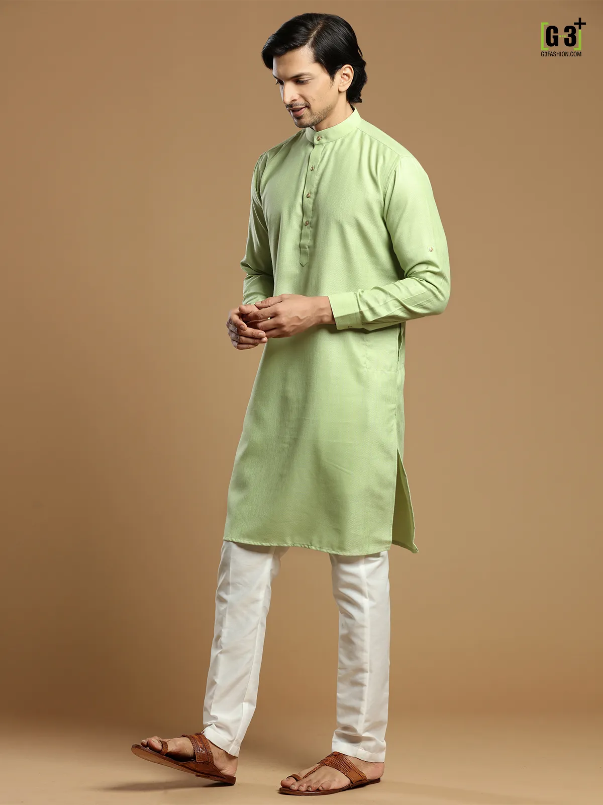 Pista green festive wear solid men kurta set in cotton