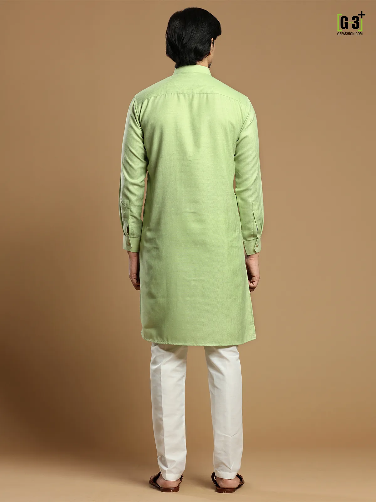 Pista green festive wear solid men kurta set in cotton