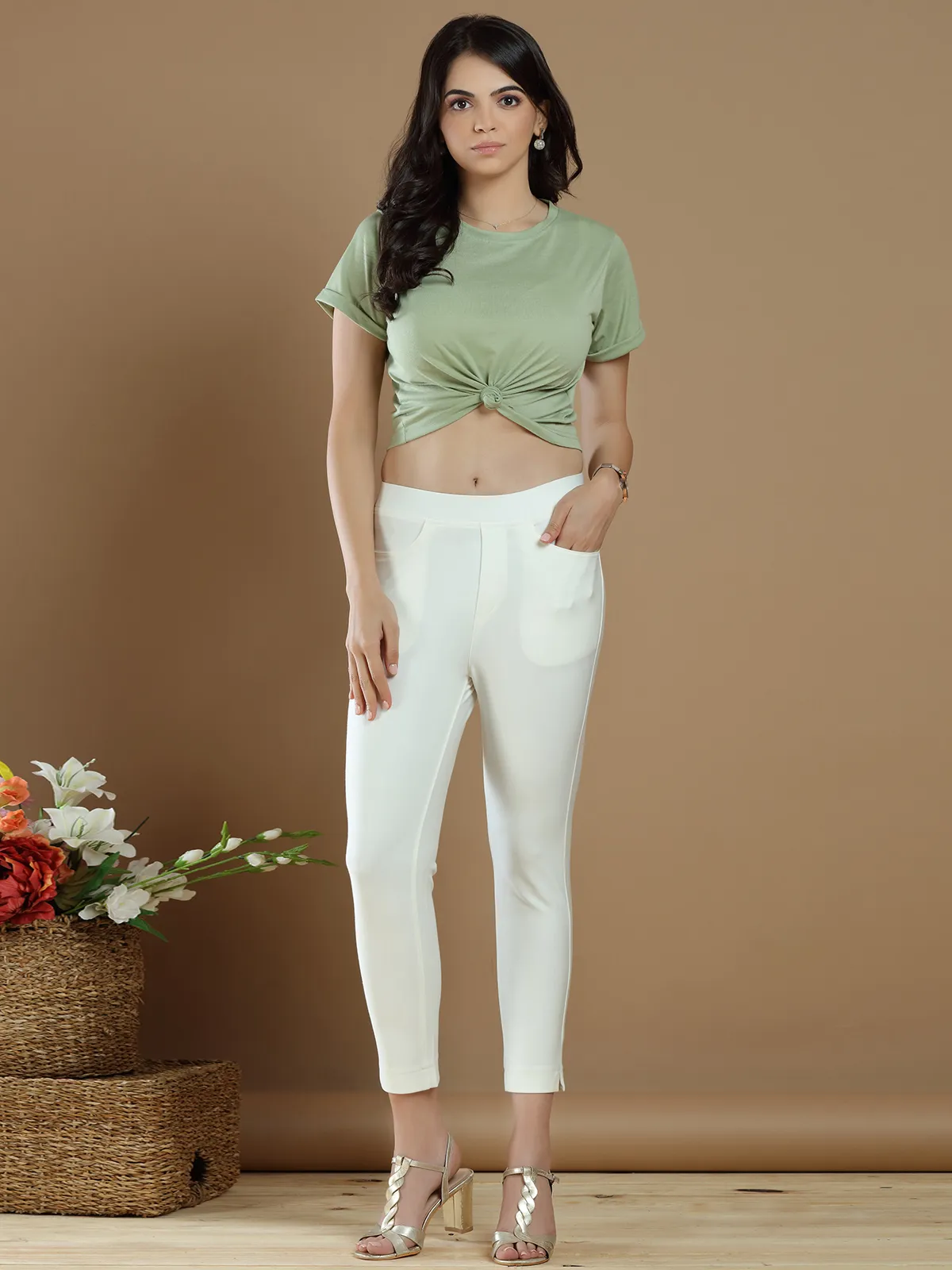 Plain white lycra casual wear jeggings