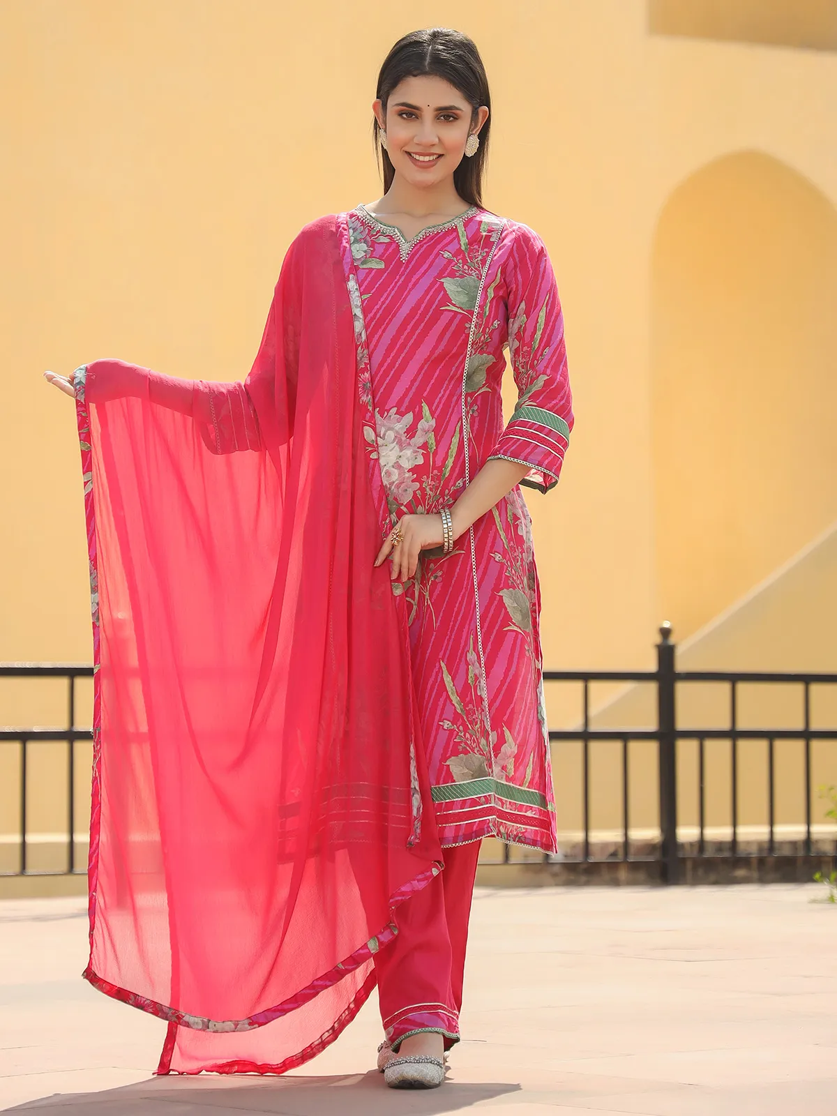 Pretty dark pink cotton kurti set