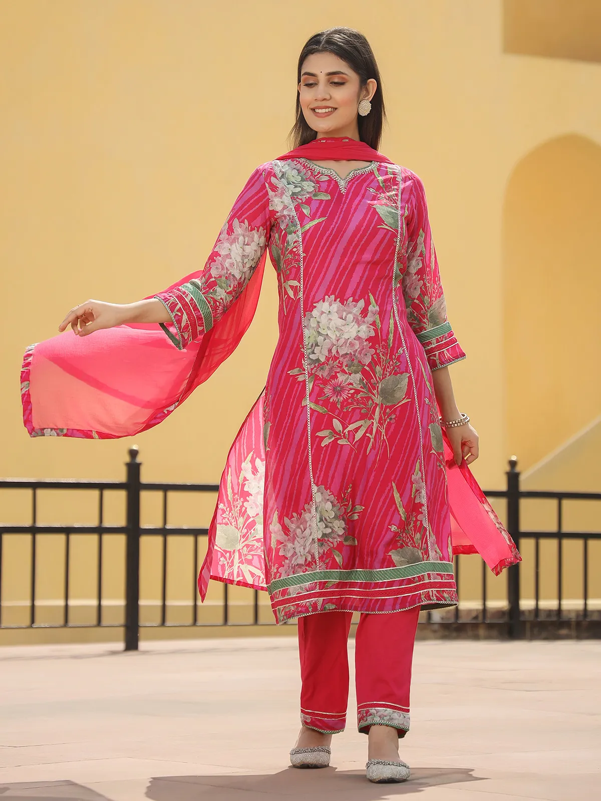 Pretty dark pink cotton kurti set