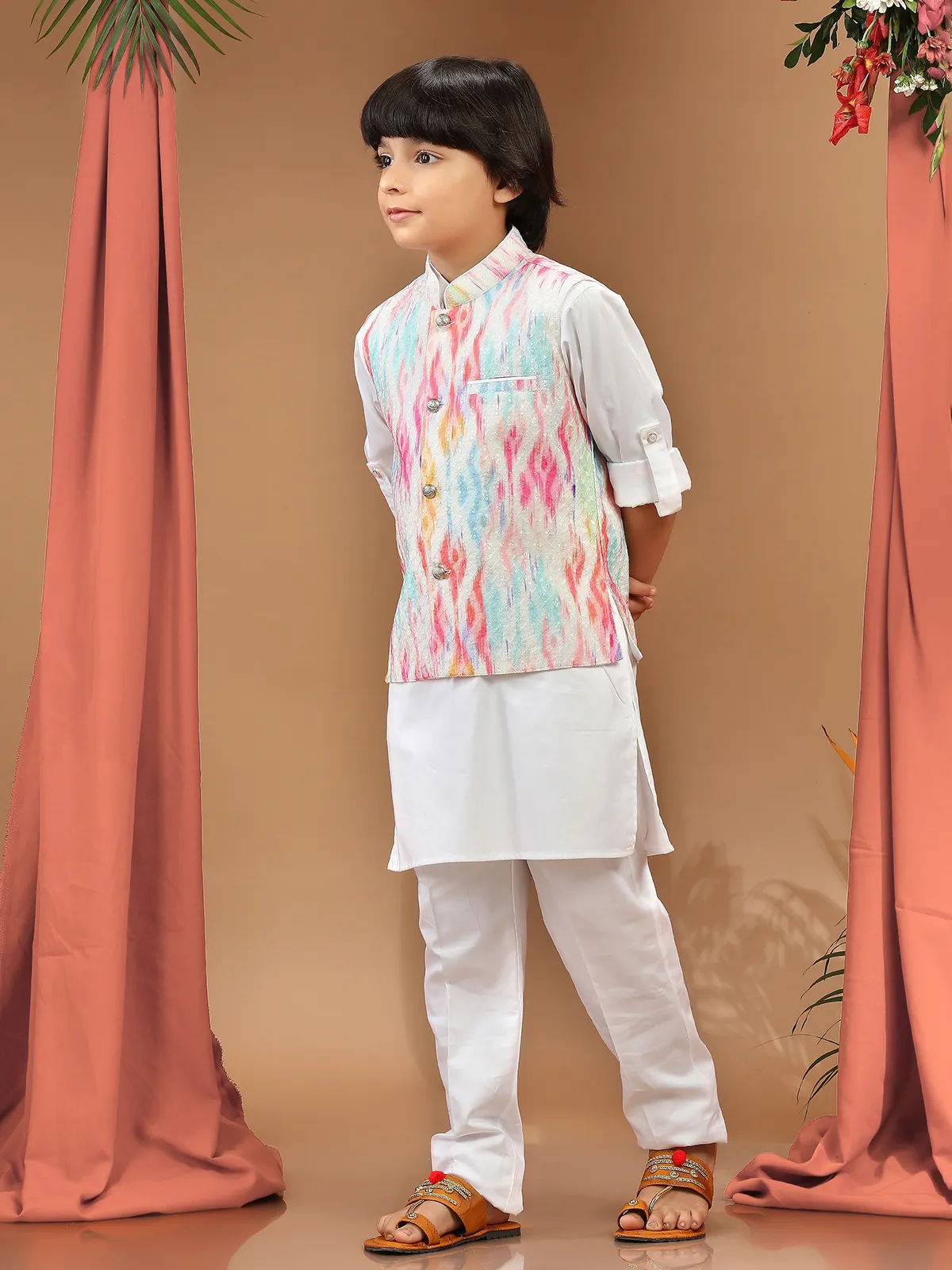 Printed silk white waistcoat set