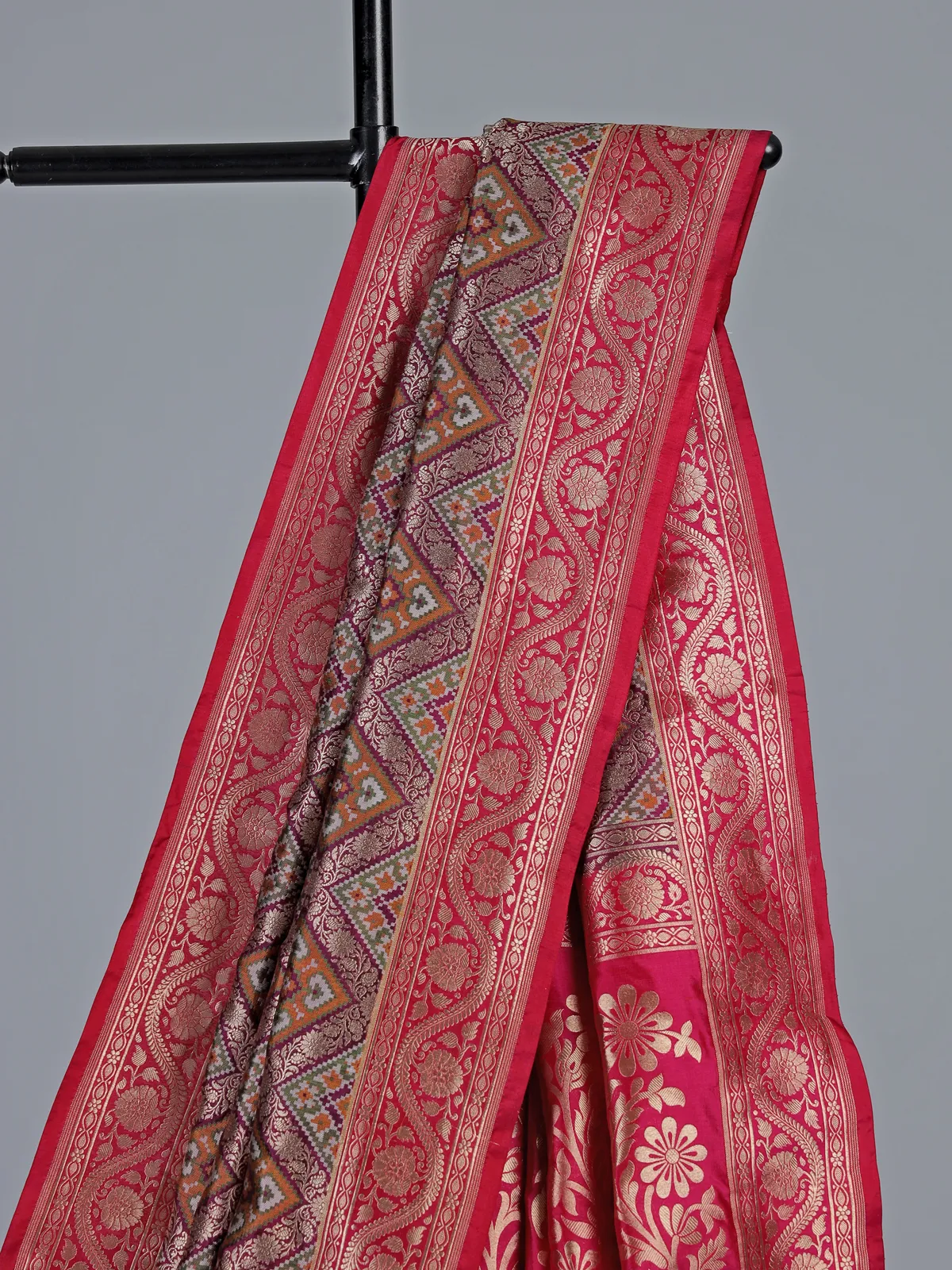 Red banarasi silk saree with geometric zari patterns