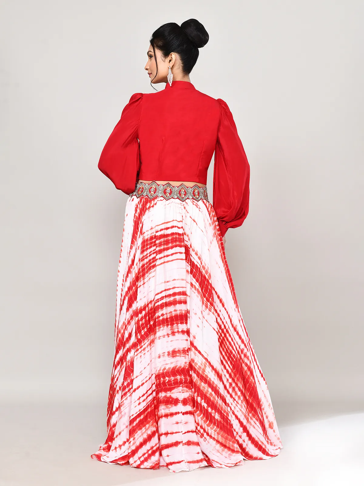 zardosi work designs dresses Latest Zardosi Work (Maxi Design) for Bridal Now you do Online Customize  Order.. Bridal or Partywear Dresses Wholesale or Retail. Shipping Service  Available Worldwide  WhatsApp +923409596031 . . . . . . . . . . . . #