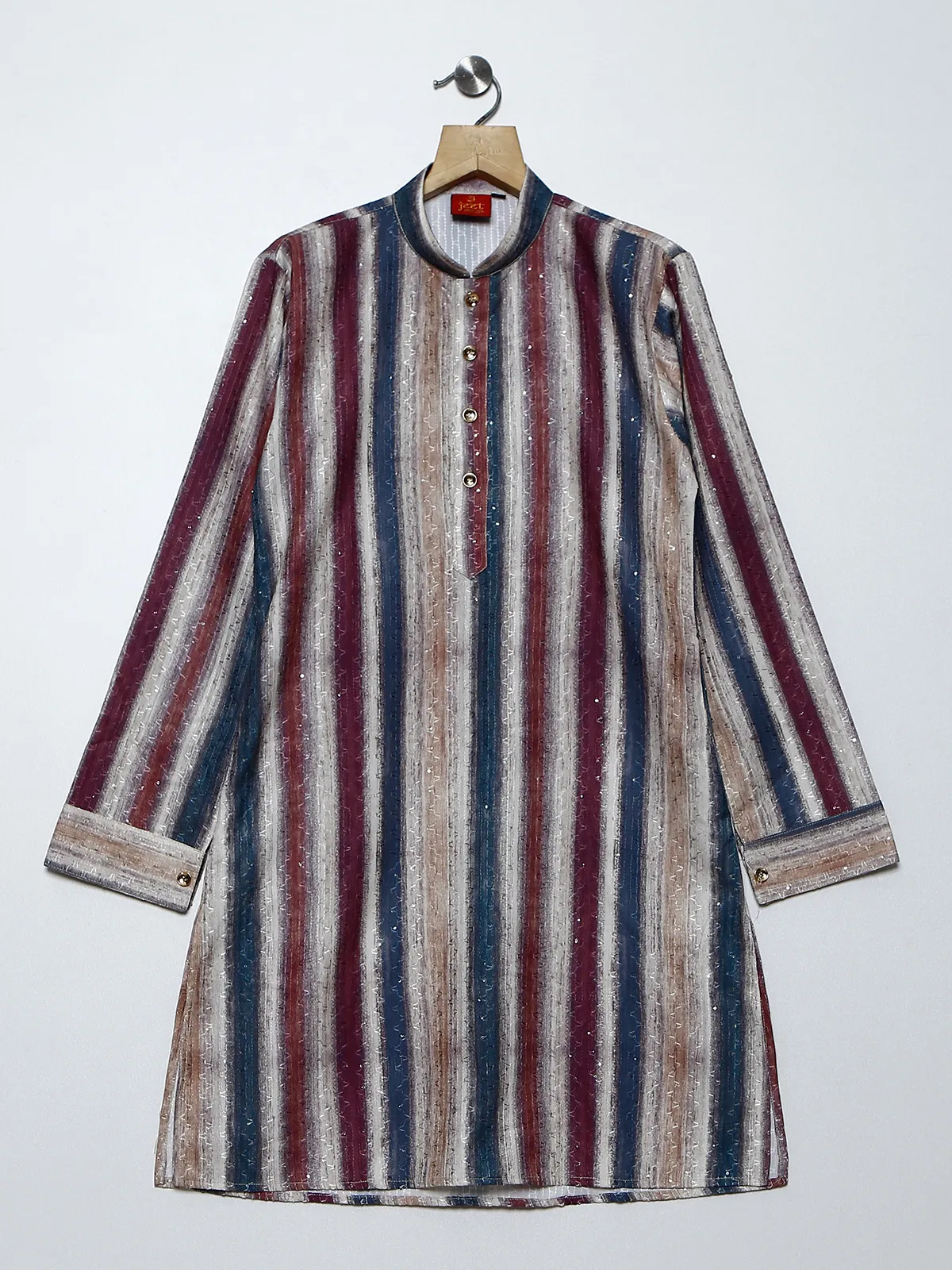 Silk kurta suit in blue and maroon