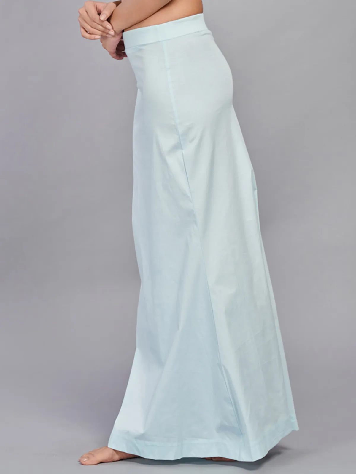 Sky blue lycra cotton saree shapewear