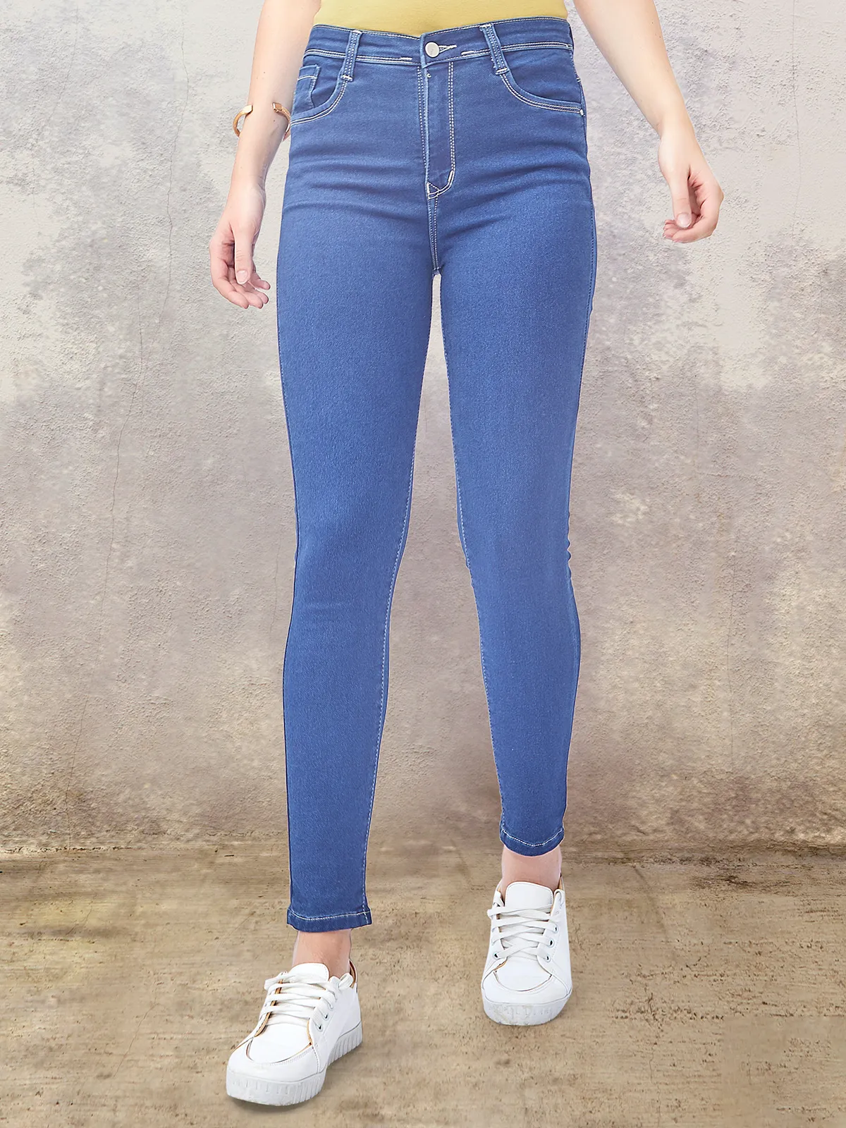 Solid denim light blue jeans