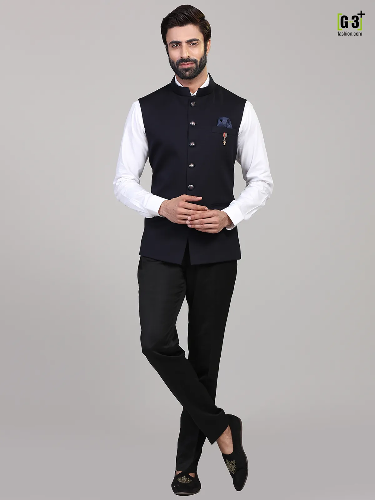 Navy Blue Solid  knitted waistcoat for men