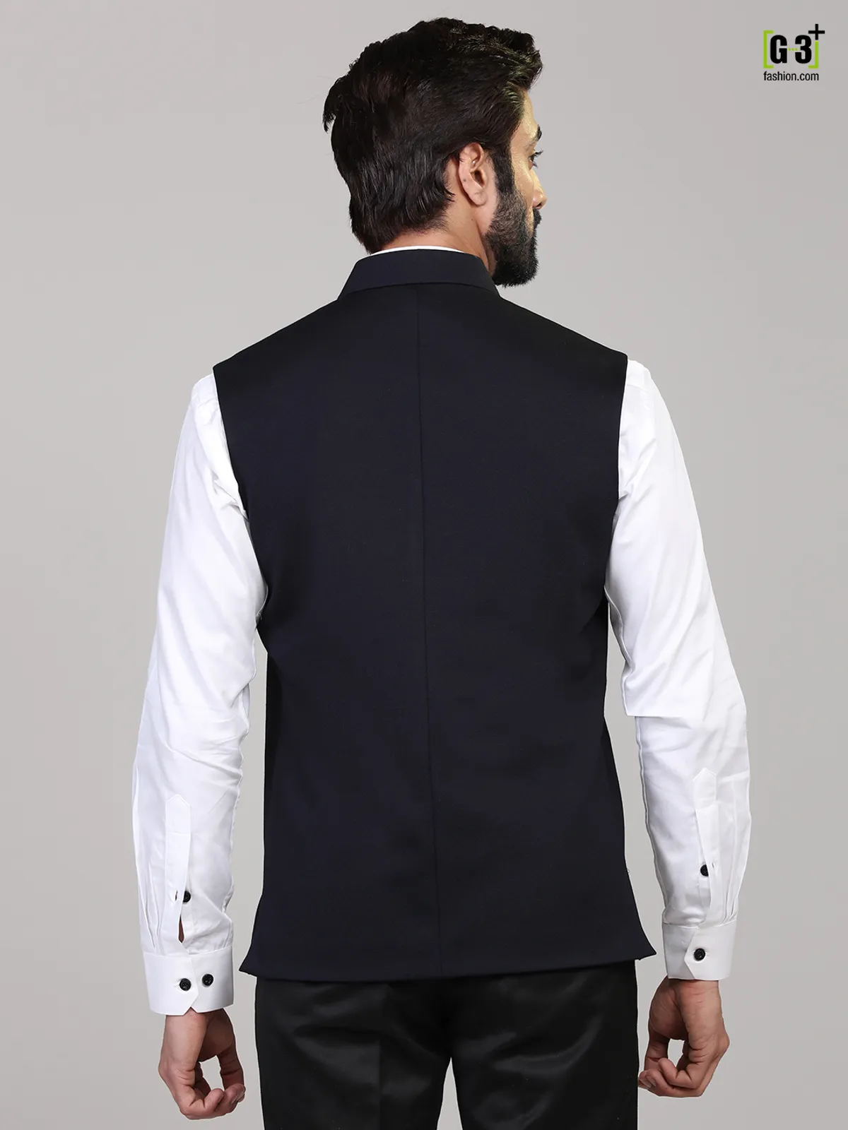 Solid navy knitted waistcoat for men