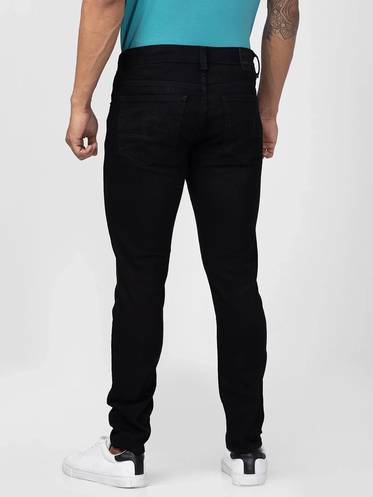 Spykar black solid skinny fit jeans