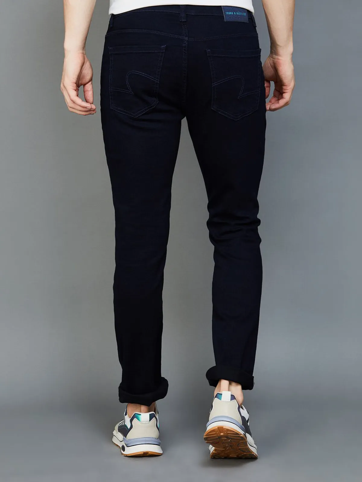 Spykar dark navy slim fit jeans in solid