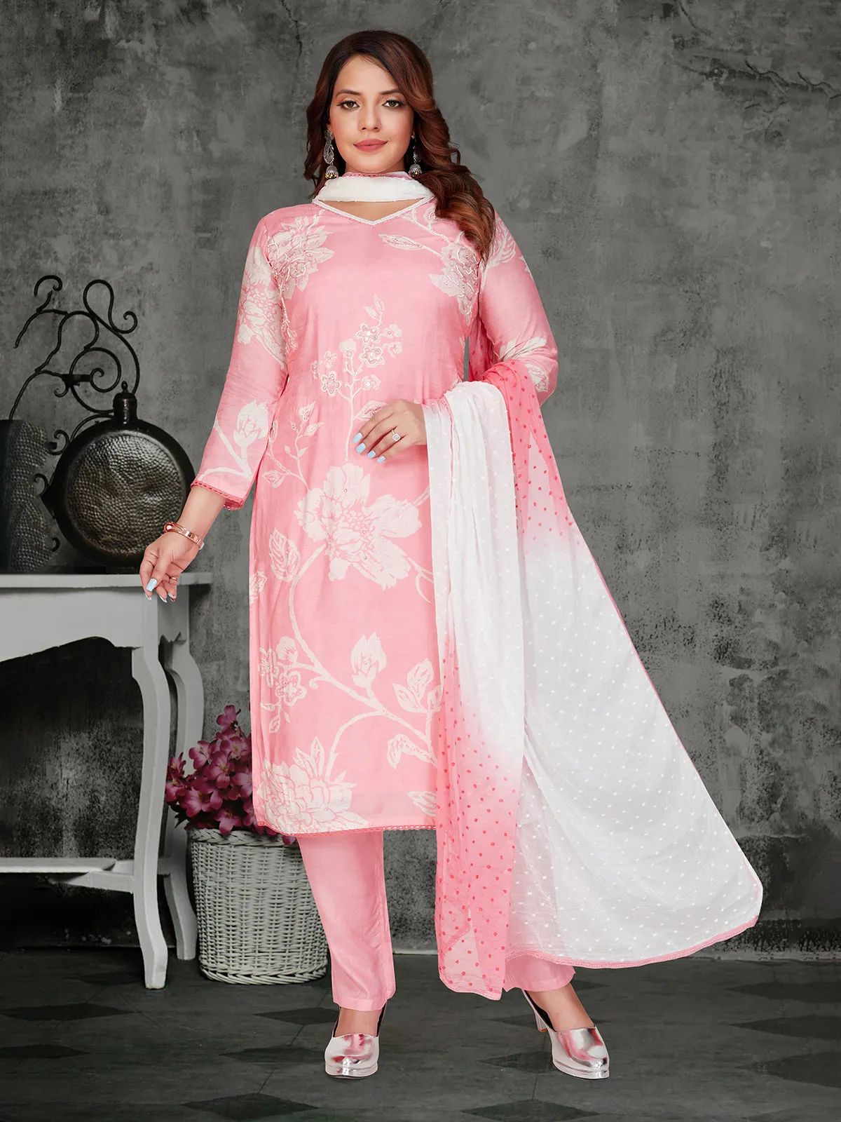 Stunning pink cotton printed kurti set