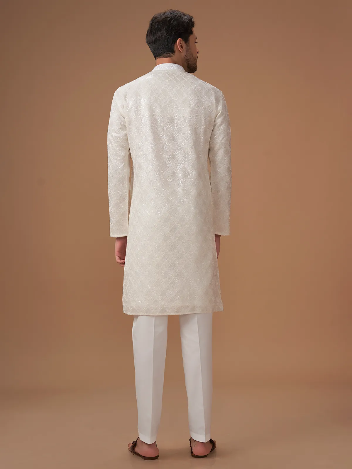 Stunning white kurta suit in georgette