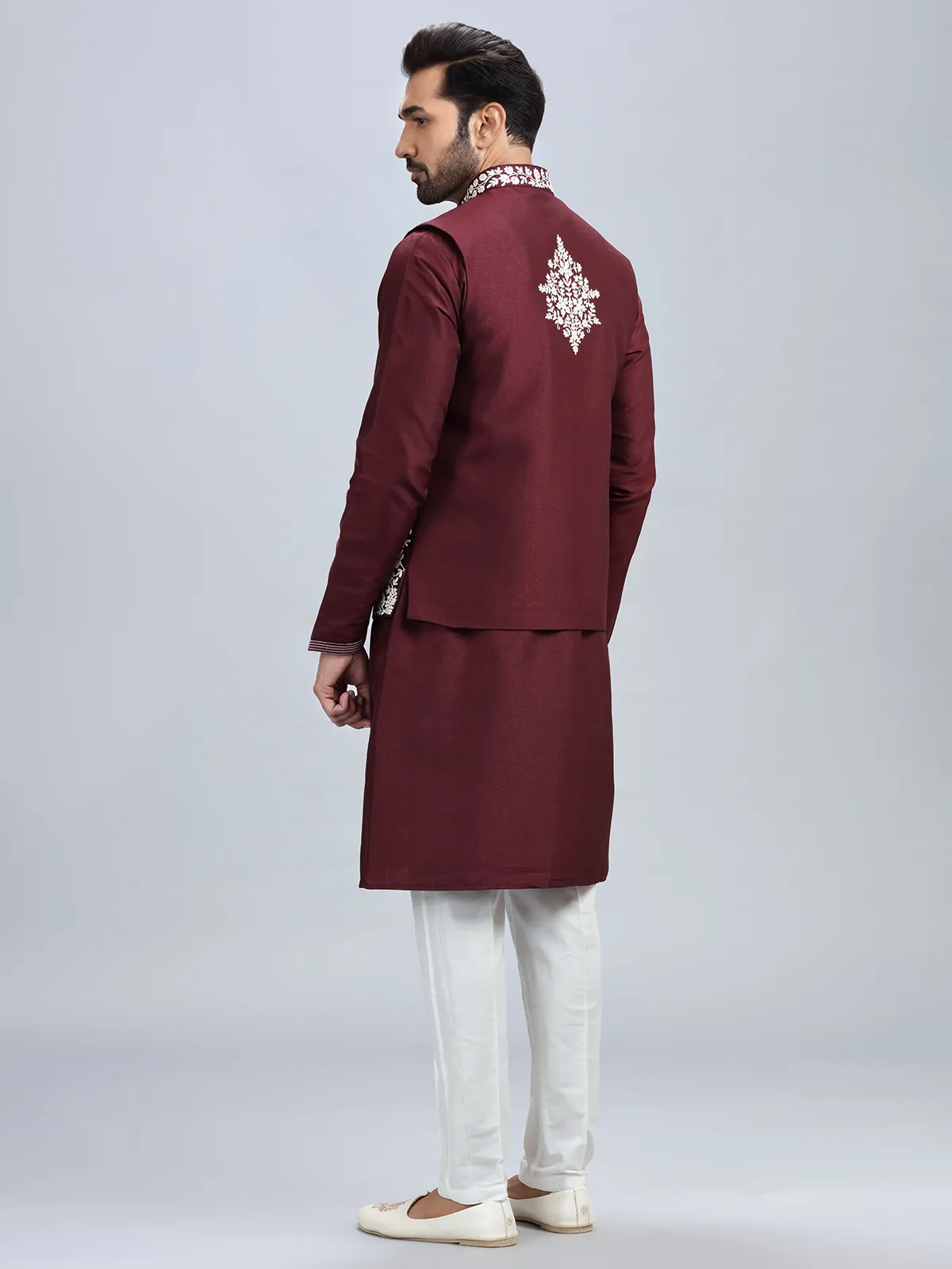 Stuuning wine silk waistcoat set for men