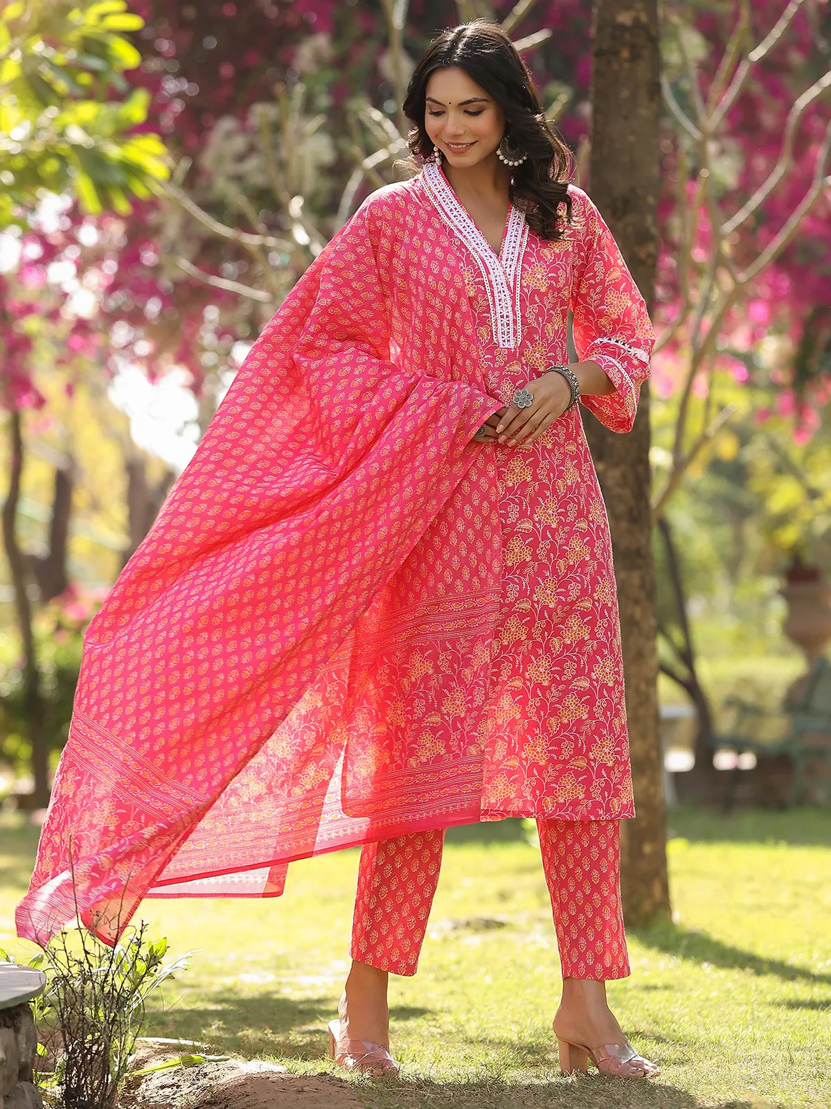 Stylish pink cotton printed kurti set