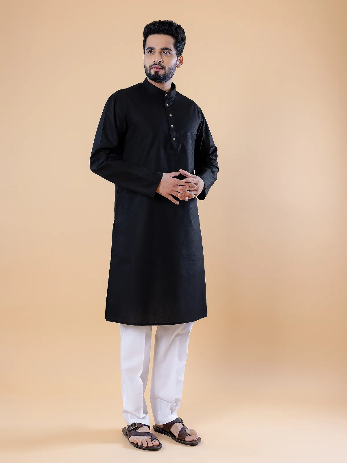 Trendy black  Men Kurta pajama in cotton