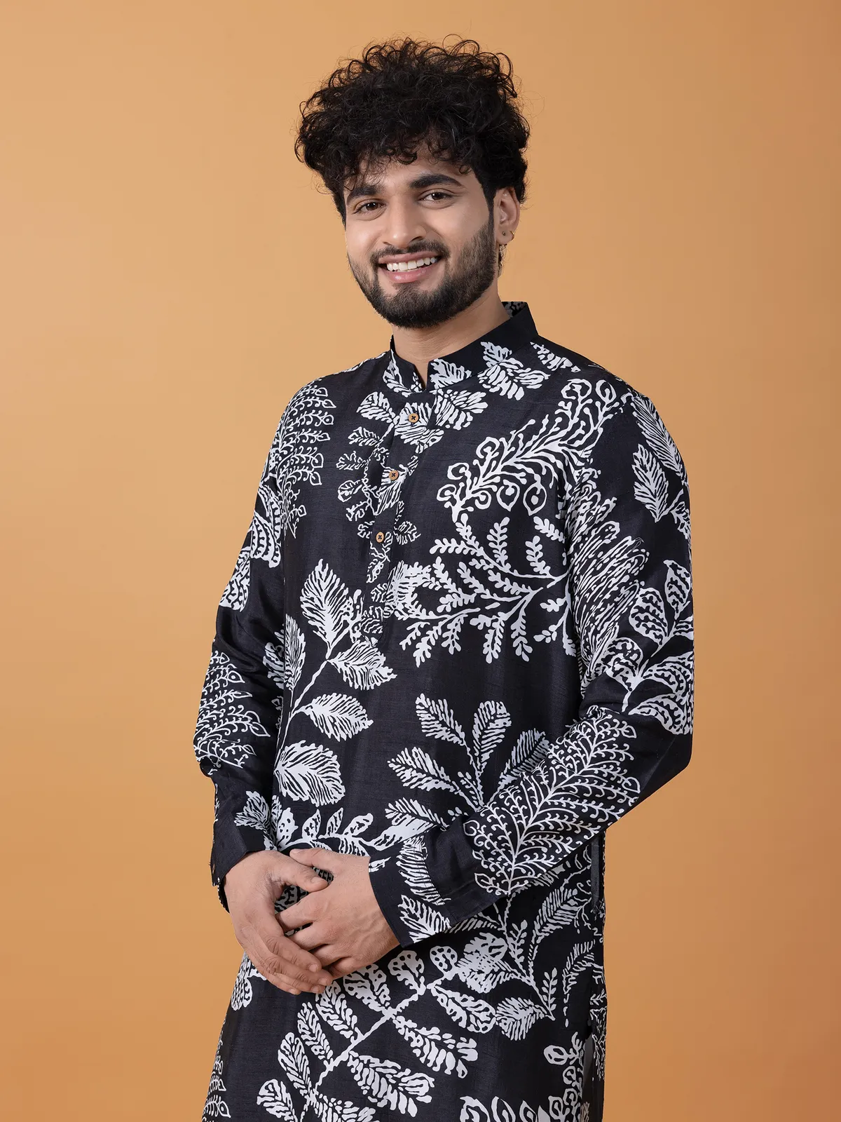 Trendy black printed  Men Kurta pajama in cotton