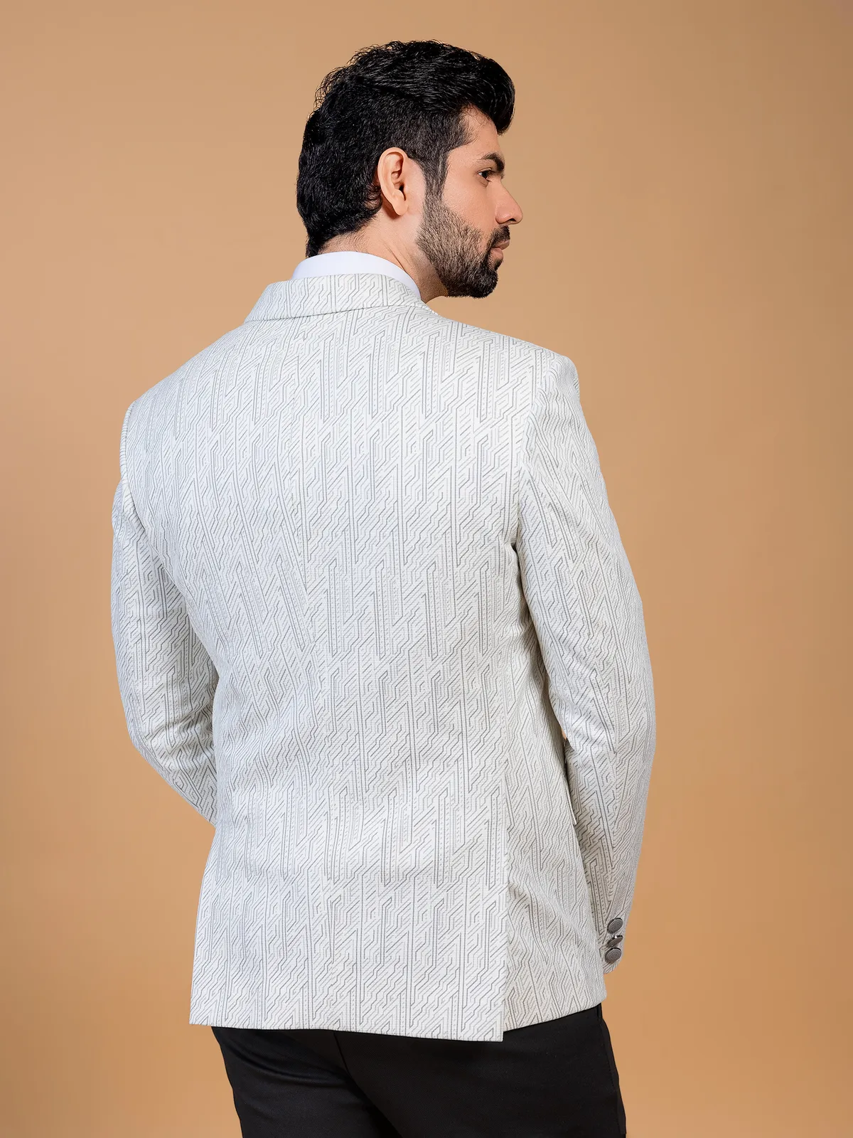 Trendy cream printed blazer
