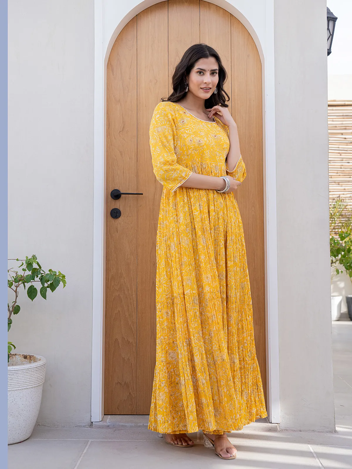 Trendy yellow cotton printed long kurti