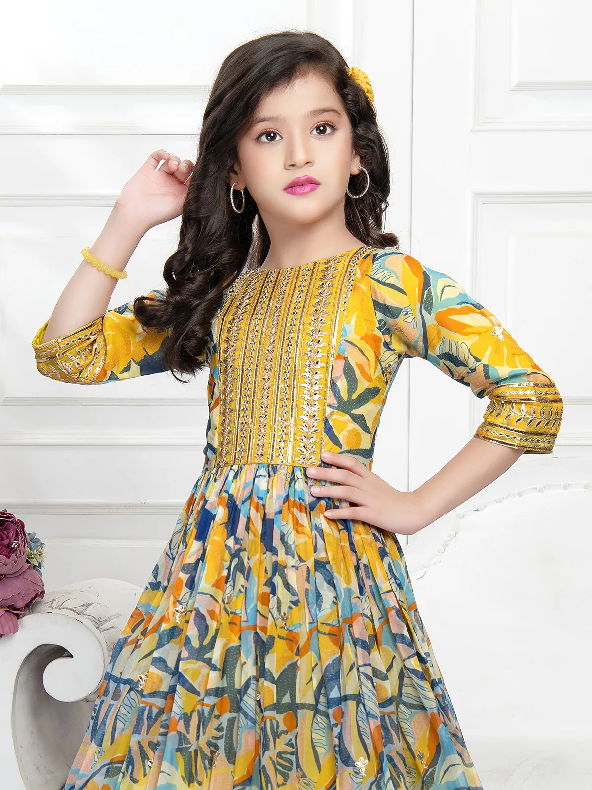 Trendy yellow printed gown in georgette