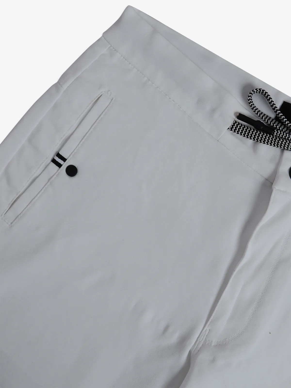 TYZ cotton white solid shorts