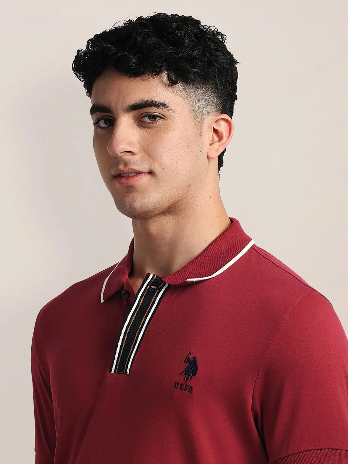 U S POLO ASSN cotton plain maroon t-shirt