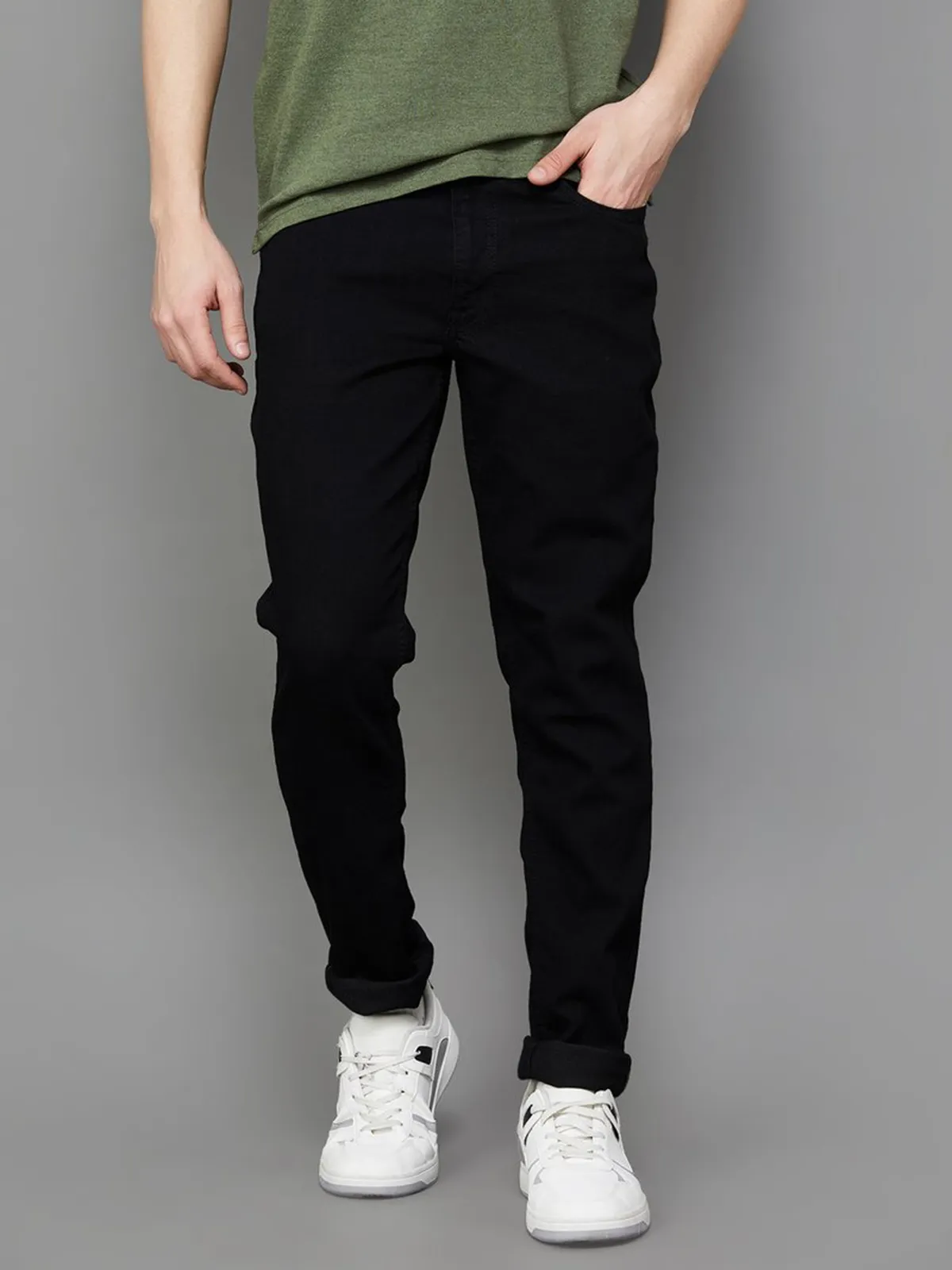 UCB solid black slim tapered fit denim jeans for men-G3-MJE5622