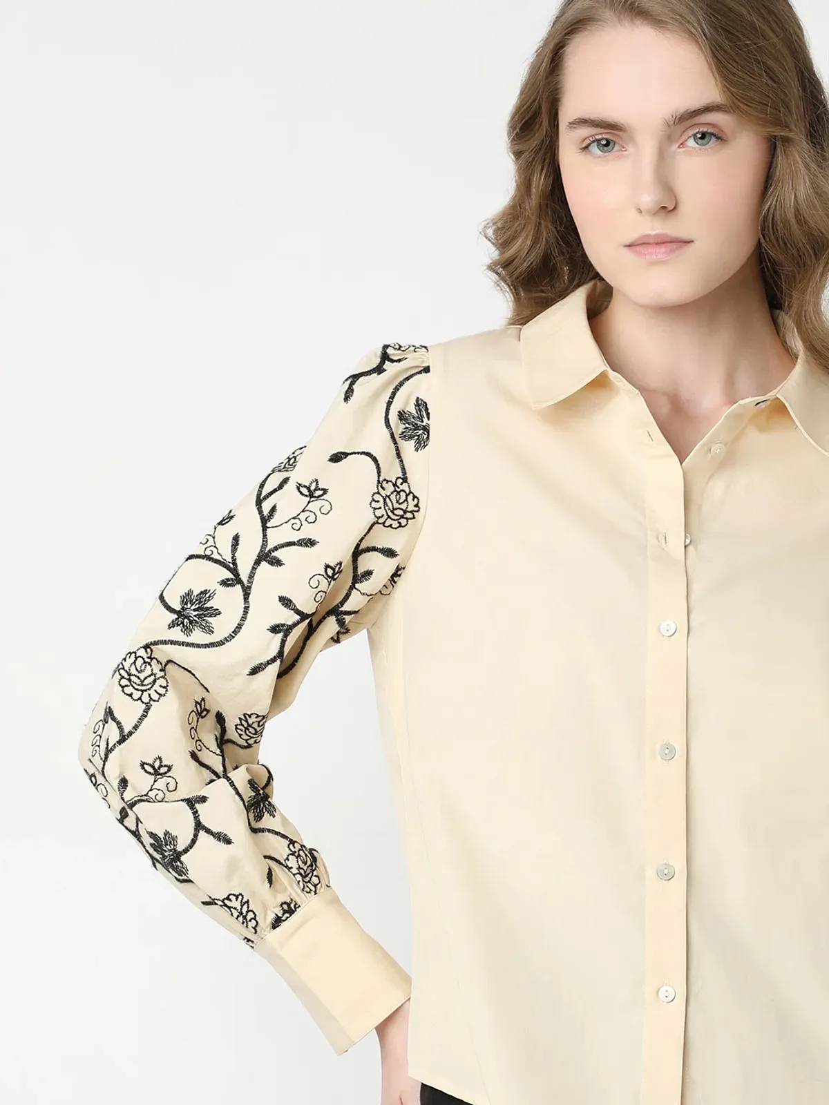 VERO MODA khaki cotton embroidery shirt