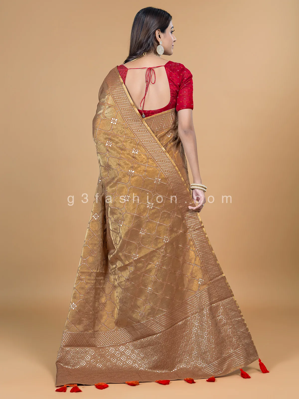 Wedding look beige organza saree