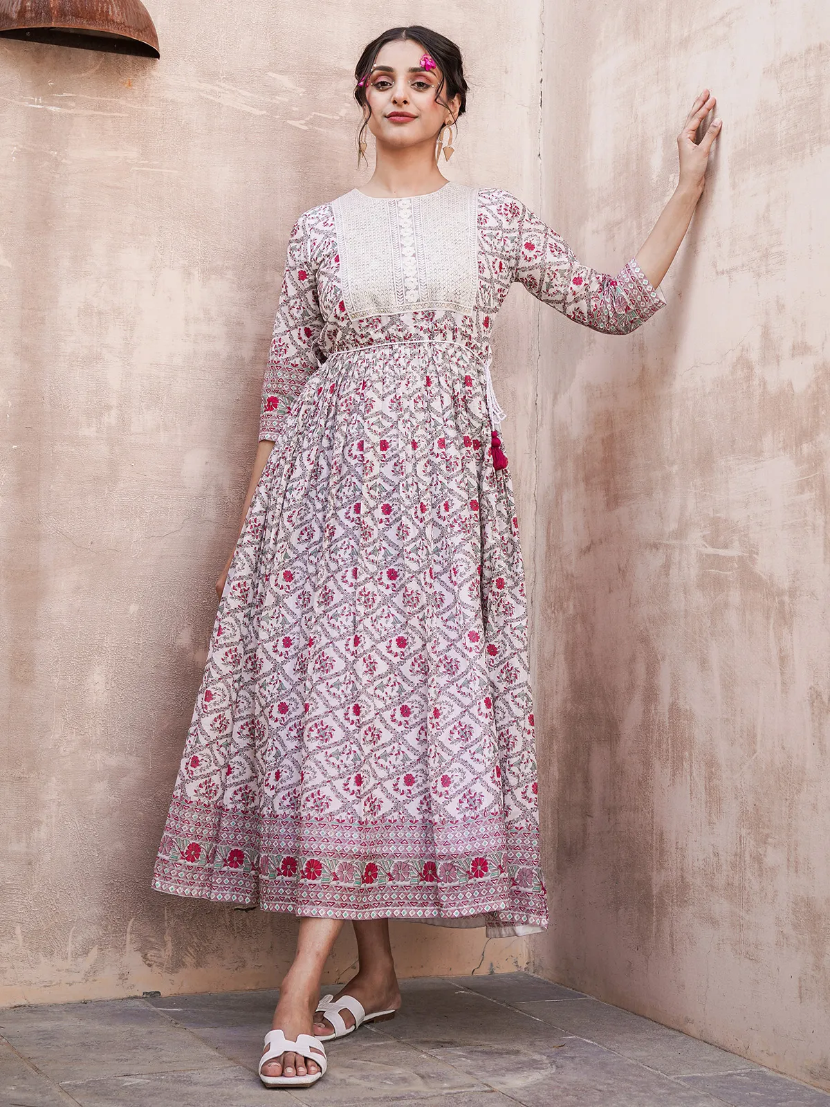 White and red cotton printed kurti