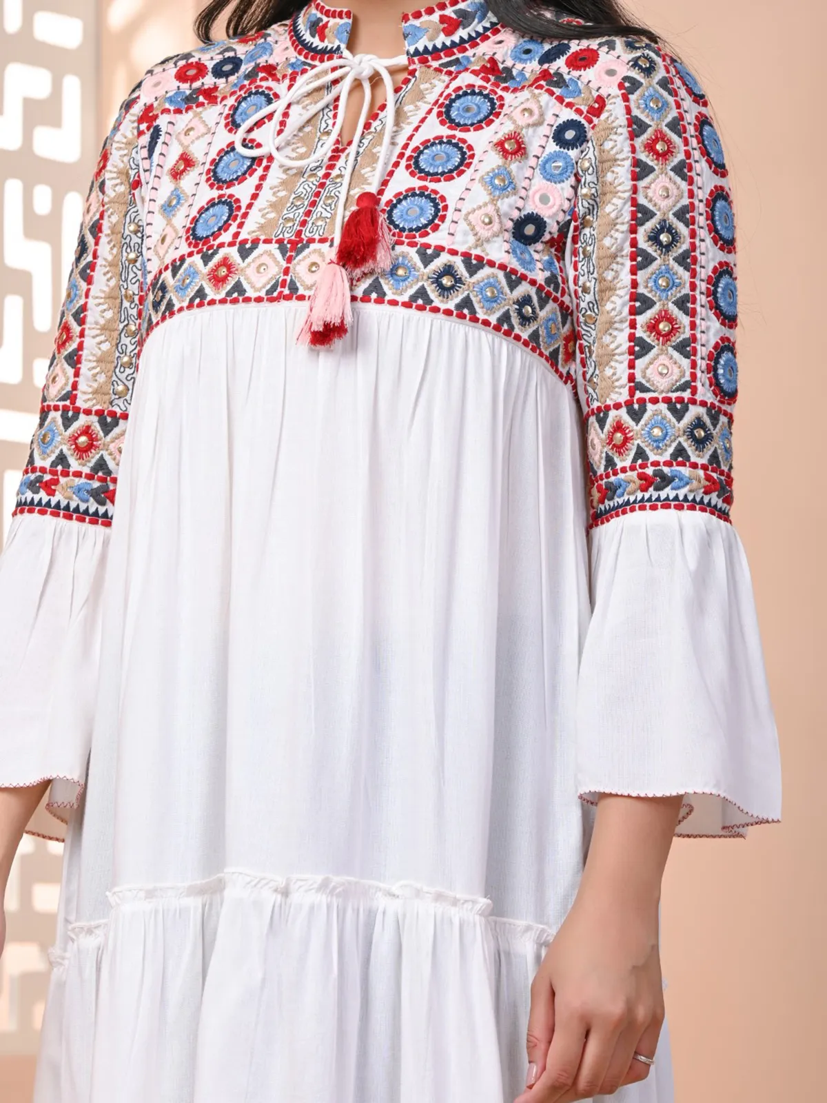 White long casual kurti in cotton