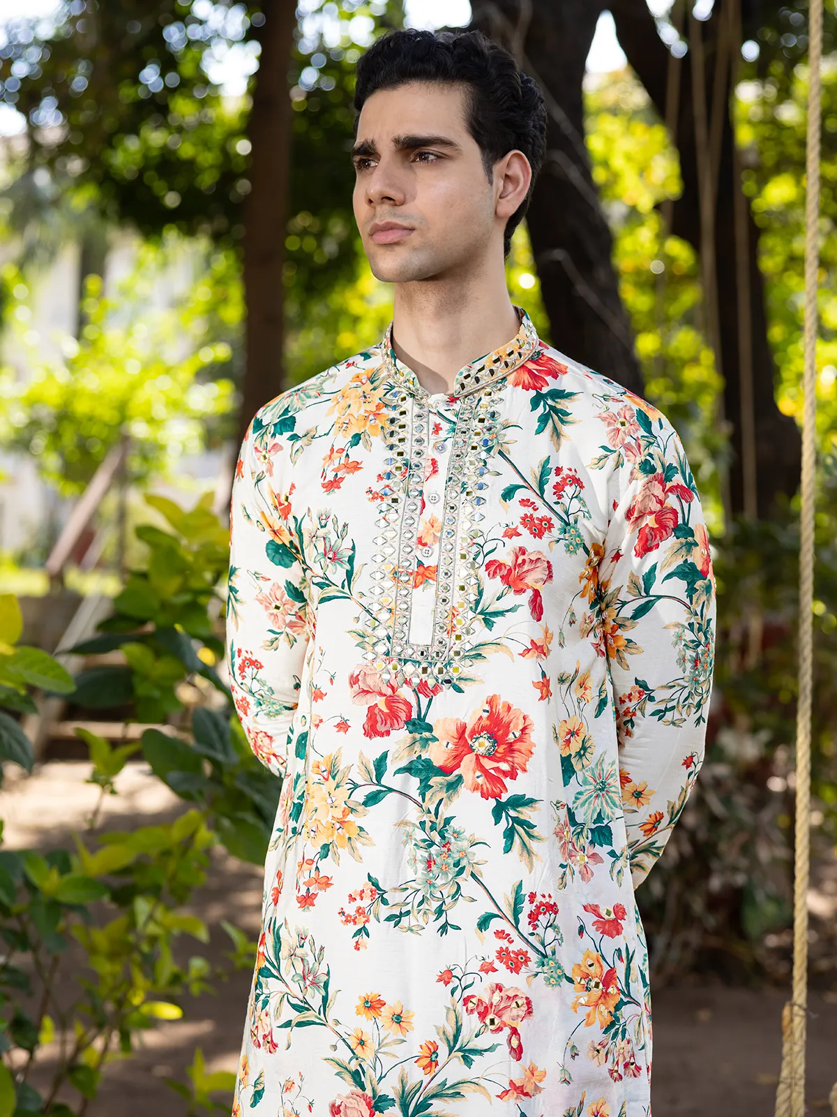 White printed aabla worked cotton kurta pajama