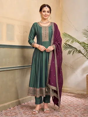 Buy Anarkali Suits in USA | Readymade Floor-Length & Bridal Styles...