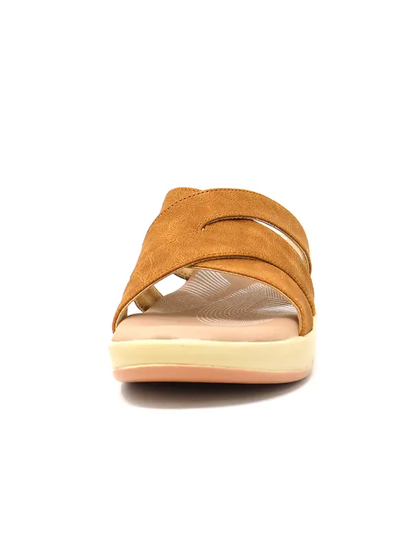 Hooves Women Tan Slippers