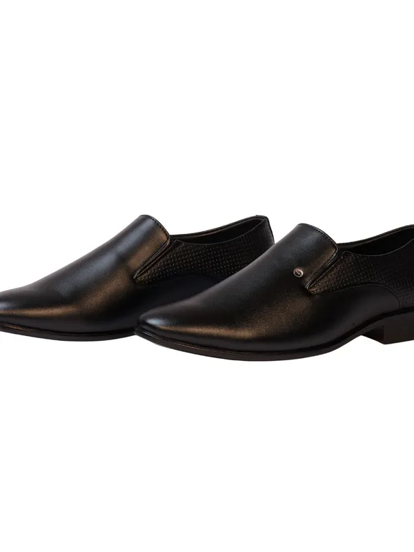 SHOE CREED Derby Formal Shoe