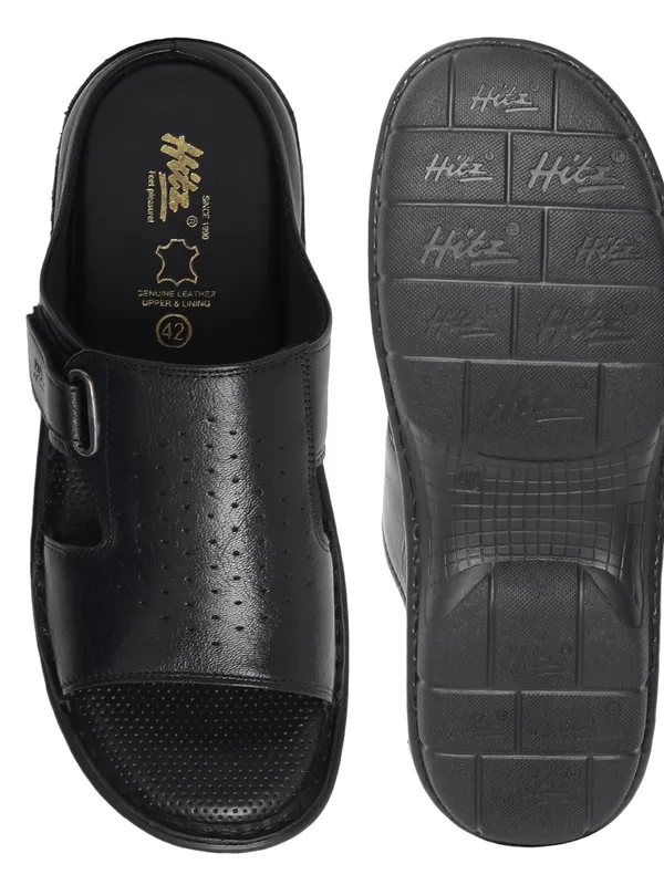 Hitz Men Textured Leather Sandals