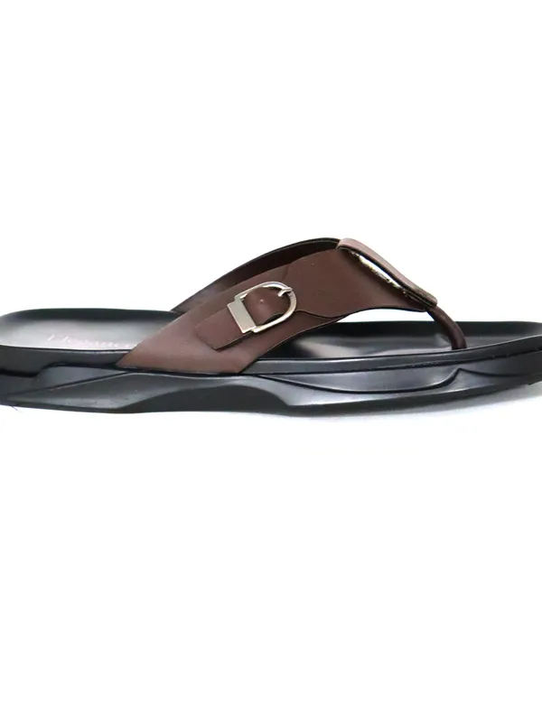 Elegance Men Brown Slippers