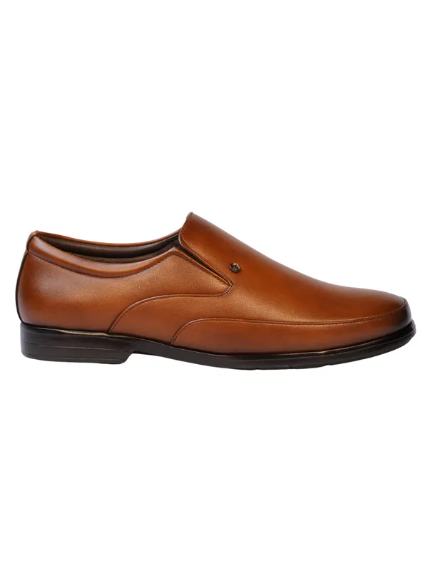 SHOE CREED Oxford Formal Shoe