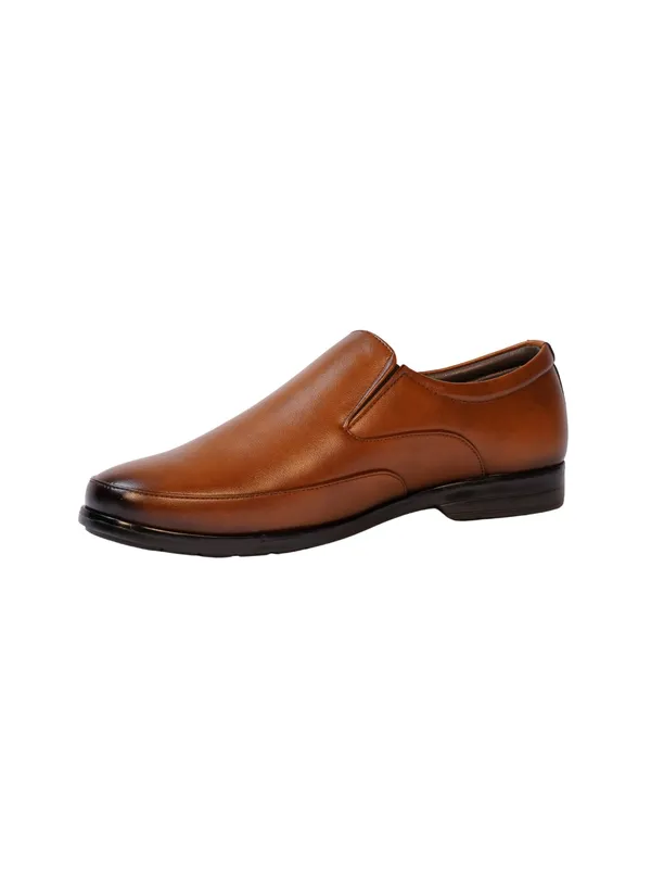 SHOE CREED Oxford Formal Shoe