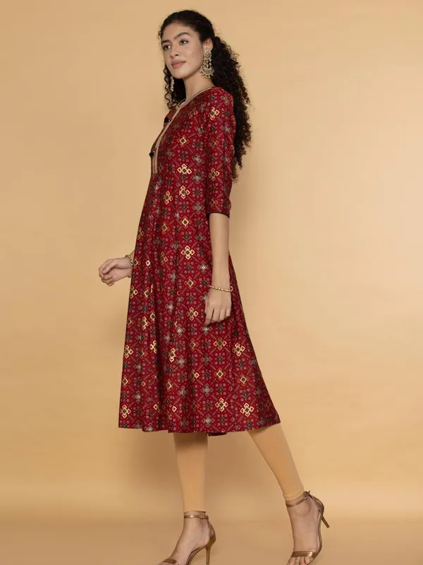 Maroon Ethnic Motifs Ikkat Gold Printed Midi Dress