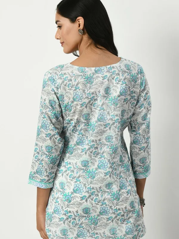 Cream yoke stone work floral printed top