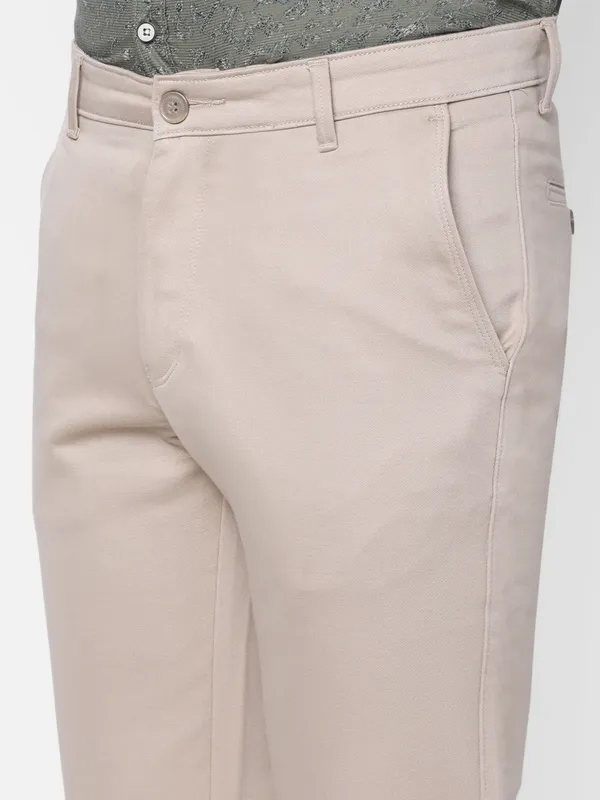 Mozzo Men Slim Fit Solid Trouser