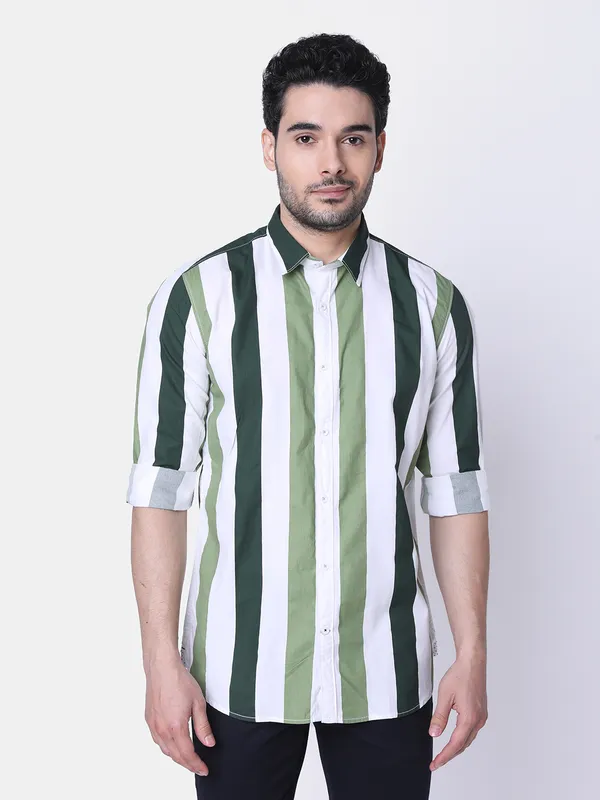 J. Hampstead Men Slim Fit Stripes Shirt
